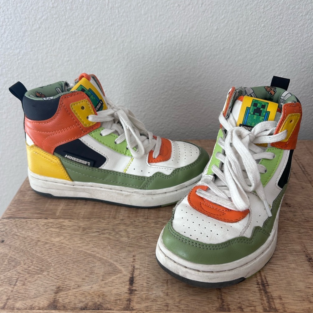 🔥 ZARA Minecraft high top sneaker - size 12.5 boys